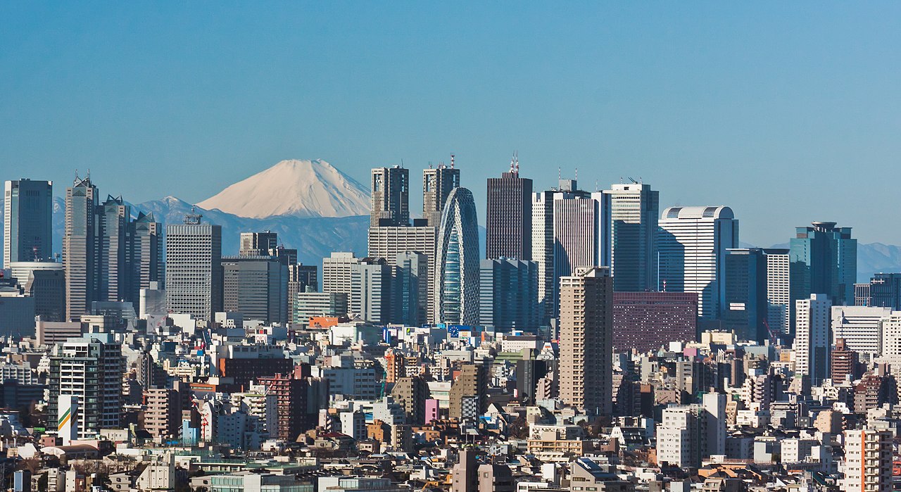 1280px-Skyscrapers_of_Shinjuku_2009_January_(revised)